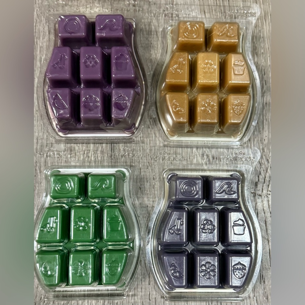 Scentsy Wax Melt Bundle Set of 4 | Fruity + Bakery Scents | New - Picture 5 of 5